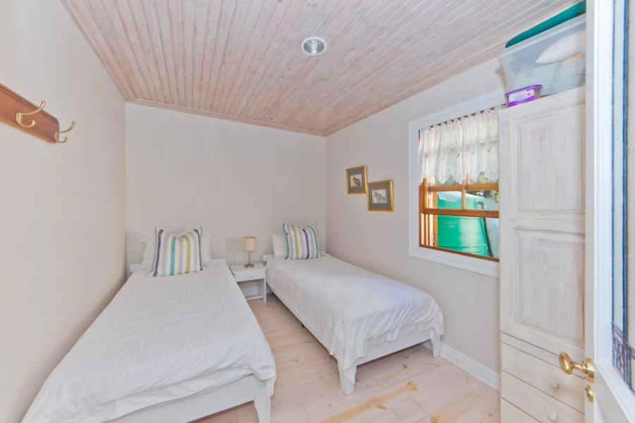 5 Bedroom Property for Sale in Belvedere Estate Western Cape